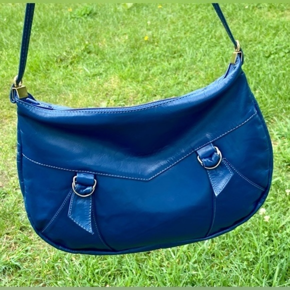 Women’s Isadora dark royal blue 100% genuine Leather crossbody purse thin‎ strap - Picture 3 of 14